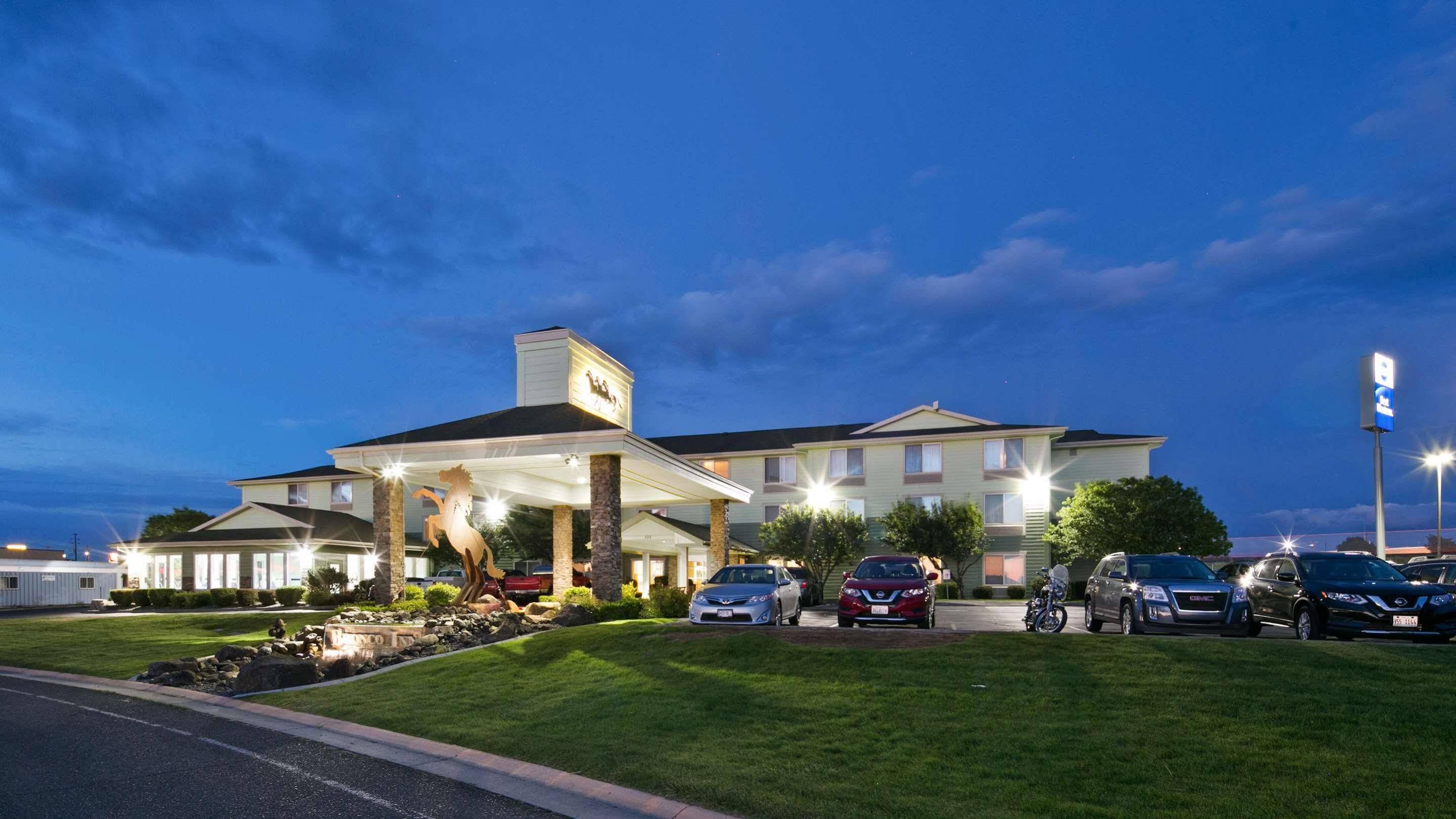 Ritzville Best Western Bronco Inn מראה חיצוני תמונה