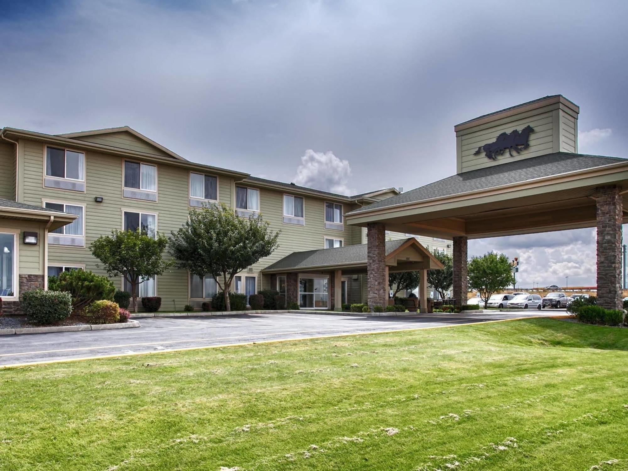 Ritzville Best Western Bronco Inn מראה חיצוני תמונה